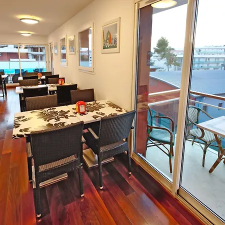 Odalys Olympe Hotel Antibes