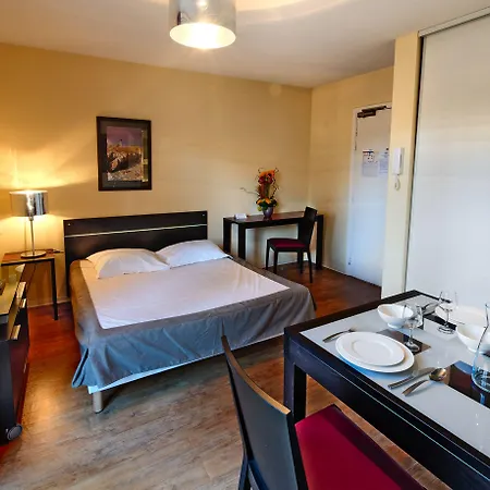 Otel Appart'Hotel Odalys City - Antibes Olympe Antibes