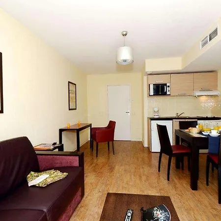 Otel Appart'Hotel Odalys City - Antibes Olympe