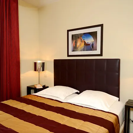 Appart'Hotel Odalys City - Antibes Olympe Otel